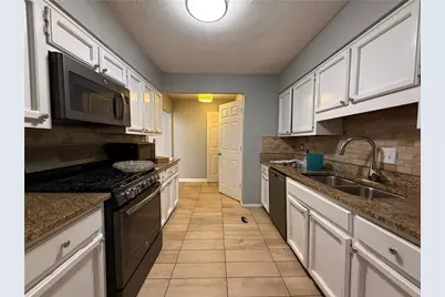 829 Lake Hollow Boulevard SW, Marietta, GA 30064 - Photo 7