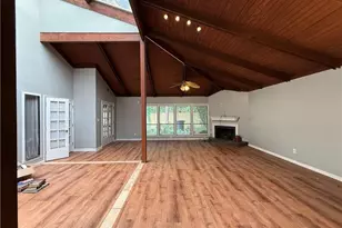 829 Lake Hollow Blvd SW, Marietta, GA 30064 - Photo 5