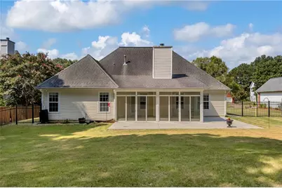 2920 Meadow Gate Way, Loganville, GA 30052 - Photo 7