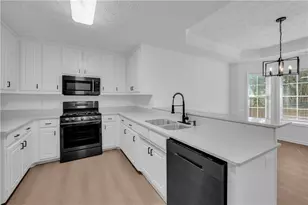 2920 Meadow Gate Way, Loganville, GA 30052 - Photo 23
