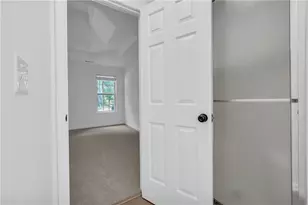 2920 Meadow Gate Way, Loganville, GA 30052 - Photo 33