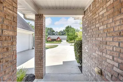 2920 Meadow Gate Way, Loganville, GA 30052 - Photo 11