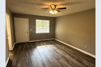 879 Buck Boulevard SE, Calhoun, GA 30701 - Photo 3