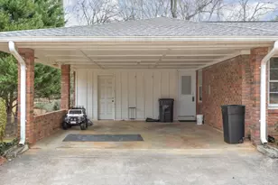 1055 Tuxedo Dr, Roswell, GA 30075 - Photo 35