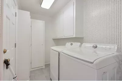1055 Tuxedo Drive, Roswell, GA 30075 - Photo 11