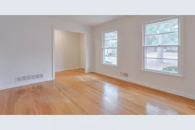 1055 Tuxedo Drive, Roswell, GA 30075 - Photo 5