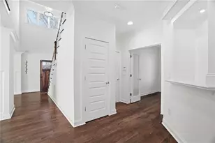 210 S Howard St SE, Atlanta, GA 30317 - Photo 9