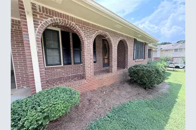 2305 Village Drive, Covington, GA 30016 - Photo 5