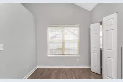 956 Forest Path, Stone Mountain, GA 30088 - Photo 3