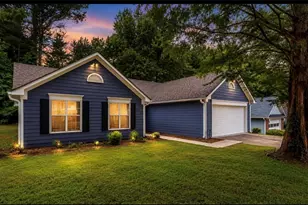956 Forest Path, Stone Mountain, GA 30088 - Photo 1