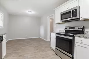 1678 Lee St, Decatur, GA 30035 - Photo 13