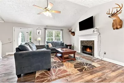 129 Greatwood Drive, White, GA 30184 - Photo 9