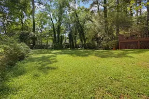 429 Sherwood Cir, Stone Mountain, GA 30087 - Photo 27