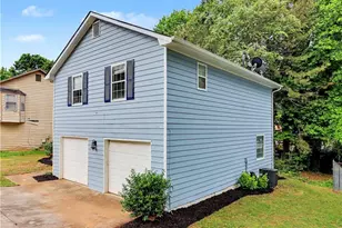 407 Sheppard Crossing Ct, Stone Mountain, GA 30083 - Photo 3