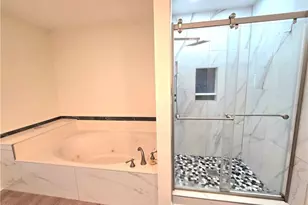 709 Oak Moss Dr, Lawrenceville, GA 30043 - Photo 25