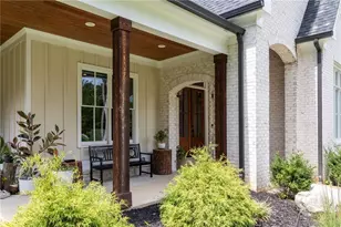 4218 Oak Forest Dr, Atlanta, GA 30319 - Photo 3