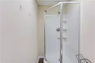 525 Clearwater Pl, Lawrenceville, GA 30044 - Photo 37