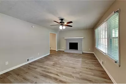 5104 Dogwood Hills Drive, Sugar Hill, GA 30518 - Photo 3