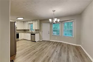 5104 Dogwood Hills Dr, Sugar Hill, GA 30518 - Photo 5