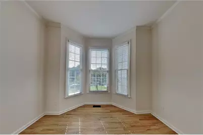1025 Russell Point, Suwanee, GA 30024 - Photo 5