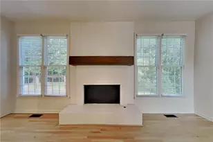 1025 Russell Point, Suwanee, GA 30024 - Photo 3