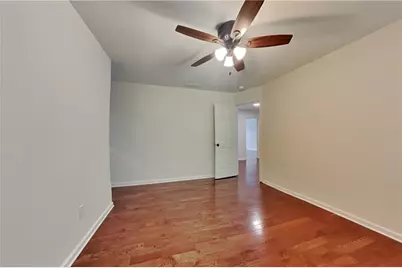 1025 Russell Point, Suwanee, GA 30024 - Photo 11