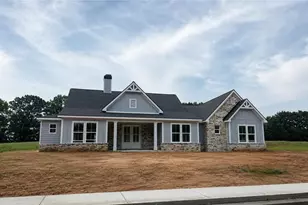 157 Maney Dr, Statham, GA 30666 - Photo 1