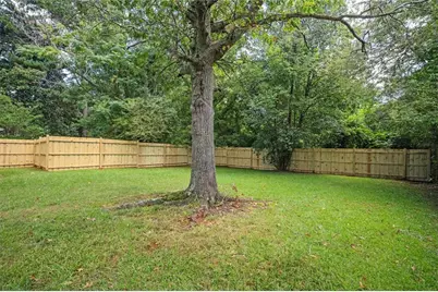 1130 Mannbrook Drive, Stone Mountain, GA 30083 - Photo 7