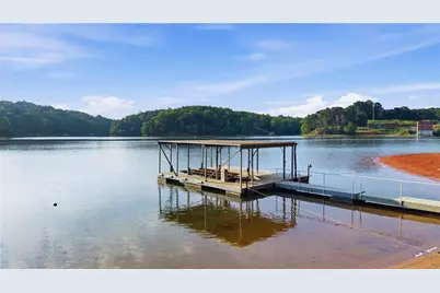 2585 Bridgewater Circle, Gainesville, GA 30506 - Photo 3