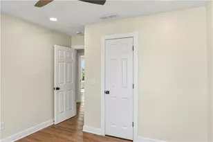 6802 Magnolia Park Dr, Norcross, GA 30093 - Photo 27