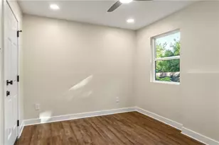 6802 Magnolia Park Dr, Norcross, GA 30093 - Photo 13