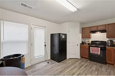 2568 Piering Drive, Lithonia, GA 30038 - Photo 11