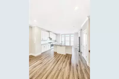 6596 Marlowe Glen Way, Johns Creek, GA 30024 - Photo 5