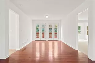 1632 Oakwood Ct, Marietta, GA 30066 - Photo 7