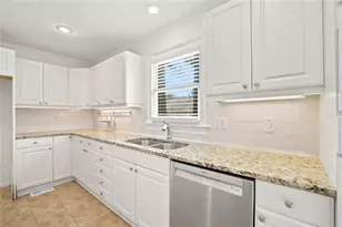 1632 Oakwood Ct, Marietta, GA 30066 - Photo 17