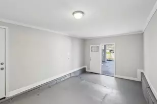 2592 Baker Rd, Atlanta, GA 30318 - Photo 27