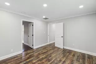 2592 Baker Rd, Atlanta, GA 30318 - Photo 19