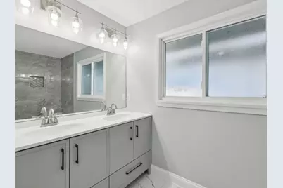 2592 Baker Road, Atlanta, GA 30318 - Photo 15