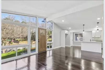 2592 Baker Road, Atlanta, GA 30318 - Photo 5