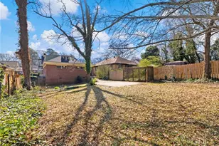 1391 Jefferson Ave, East Point, GA 30344 - Photo 51