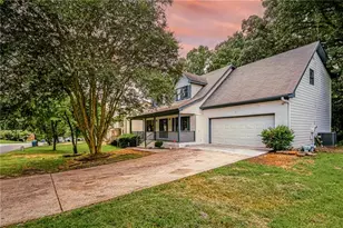 2021 Hunters Cove Dr, Lawrenceville, GA 30044 - Photo 39
