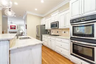 5492 Glenridge Dr, Atlanta, GA 30342 - Photo 13