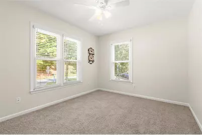 4895 Farm Valley Drive NE, Woodstock, GA 30188 - Photo 17