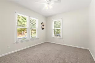 4895 Farm Valley Dr NE, Woodstock, GA 30188 - Photo 17
