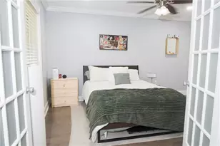 2102 Pine Heights Dr NE, Atlanta, GA 30324 - Photo 13