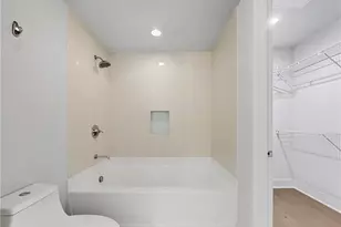 4561 Olde Perimeter Way, Atlanta, GA 30346 - Photo 35