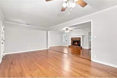 2633 Creek Lane SW, Snellville, GA 30078 - Photo 9