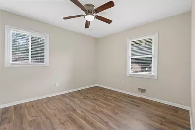 8839 Channing Drive, Jonesboro, GA 30238 - Photo 17