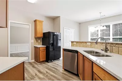 3921 Triton Ives Drive, Auburn, GA 30011 - Photo 15