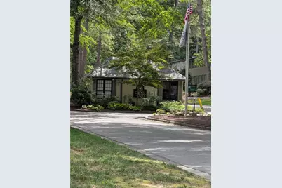 54 Monet Court NW, Atlanta, GA 30327 - Photo 9